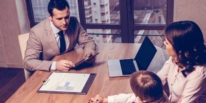 A child support enforcement lawyer advises a mother and child on their legal options.